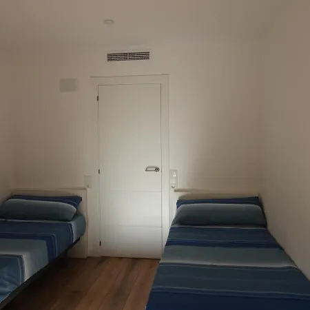 Novallar * סנט אנדראו דה יאבאנרס